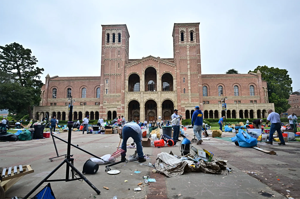 Campus clean up